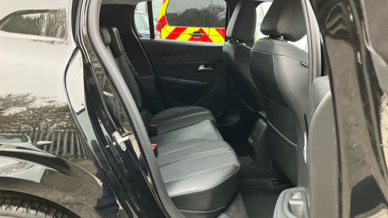 Peugeot 208 1.2 PureTech 100 Allure Premium 5dr Petrol Hatchback